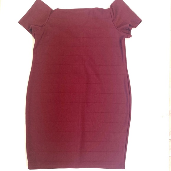 (B17) Forever 21+ Midi Knit dress - cal burgundy, Size 2X, NWT - Picture 2 of 9